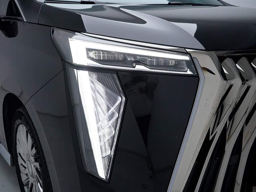 GAC Trumpchi M8 2023 #13 GAC Trumpchi M8 2023 car image #13