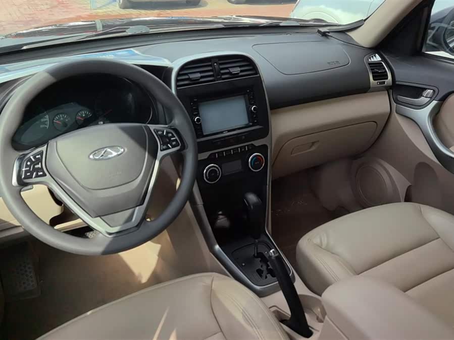 Chery Tiggo 3 2014 car image #13