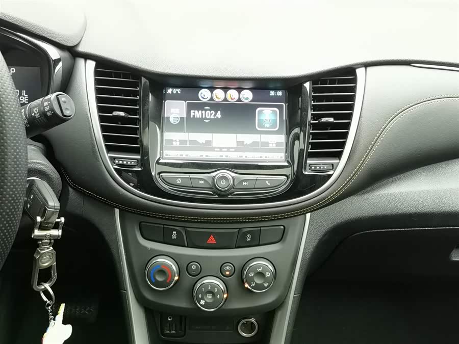 Chevrolet Tracker 2019 car image #13