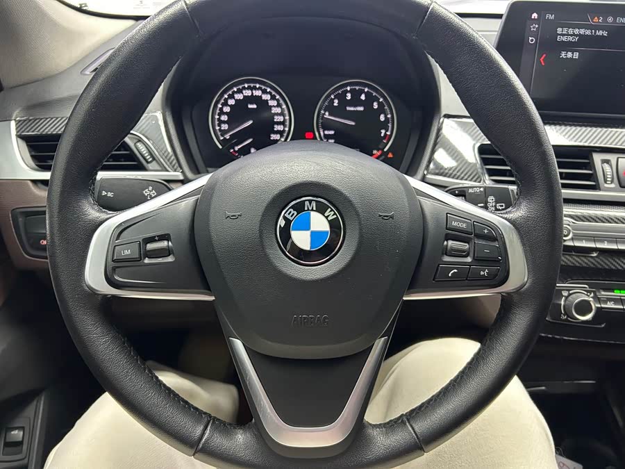 BMW X1 2021 car image #13