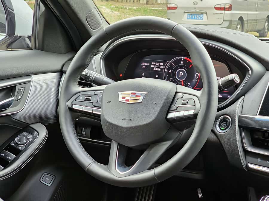 2022 immagine di auto #13