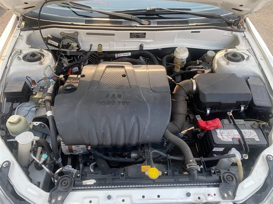 Soueast V3 Lingyue 2019 #13 Soueast V3 Lingyue 2019 car image #13