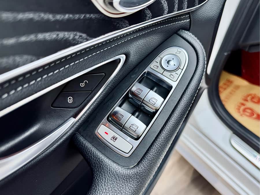 Mercedes-Benz C Class 2019 #13 Mercedes-Benz C Class 2019 car image #13