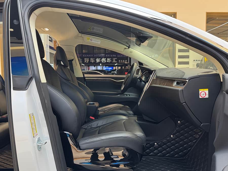 特斯拉 Model X 2017 汽车图片 #13