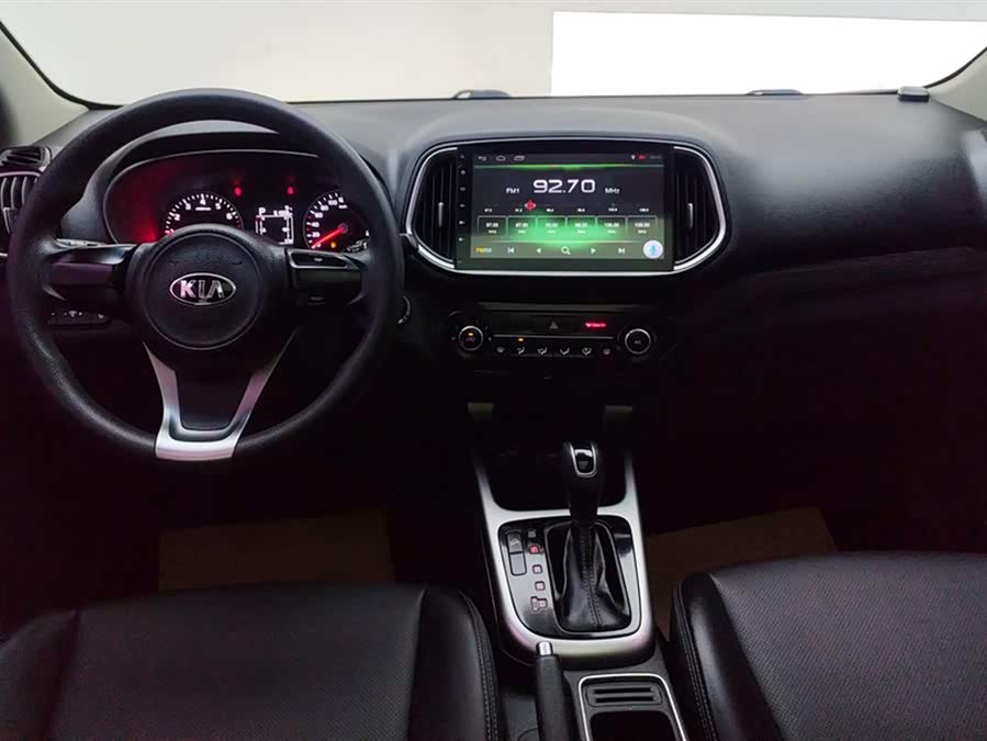 Kia Stonic 2016 imagen de coche #13