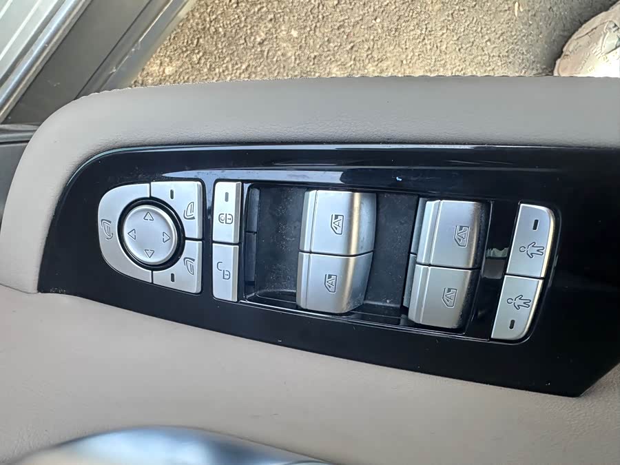 BYD Han 2025 car image #13