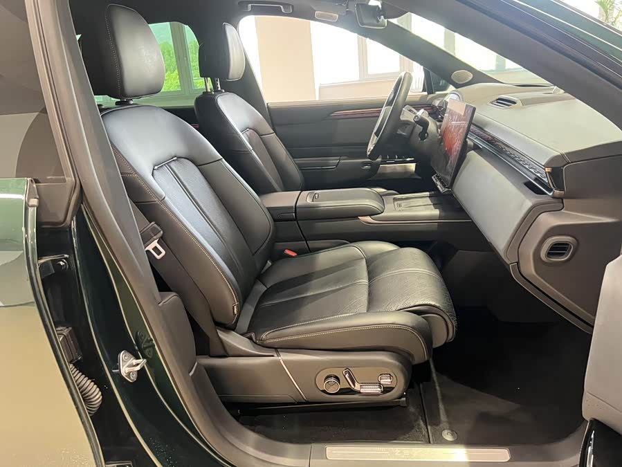 极氪 极氪7X 2024 汽车图片 #13