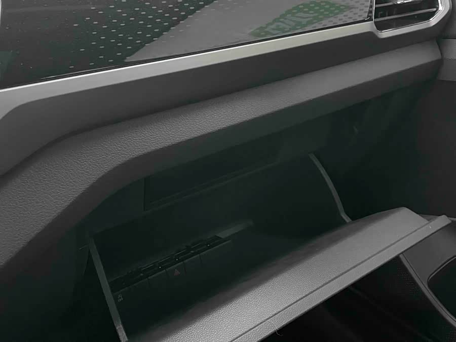Volkswagen T-Cross 2021 #13 Volkswagen T-Cross 2021 car image #13
