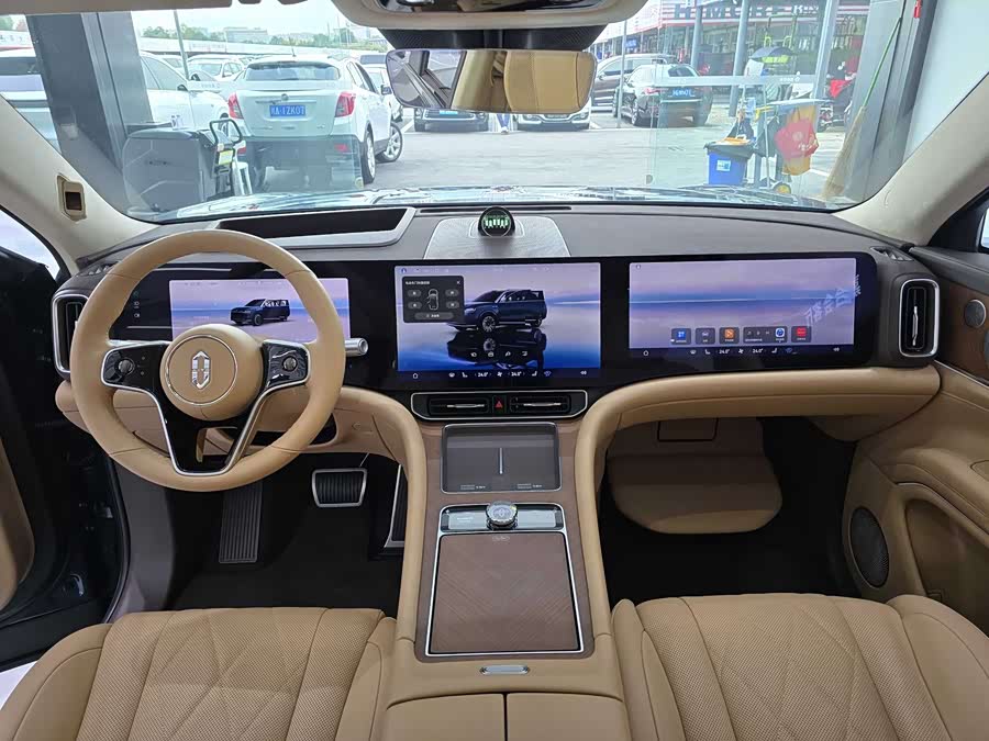 2024 car image #13