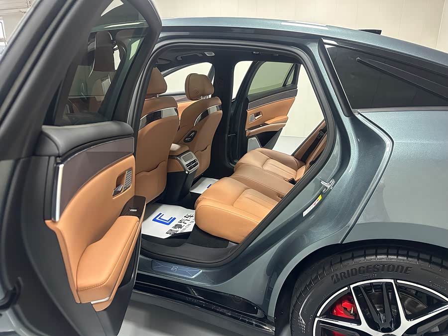 BYD HanL 2025 immagine di auto #13