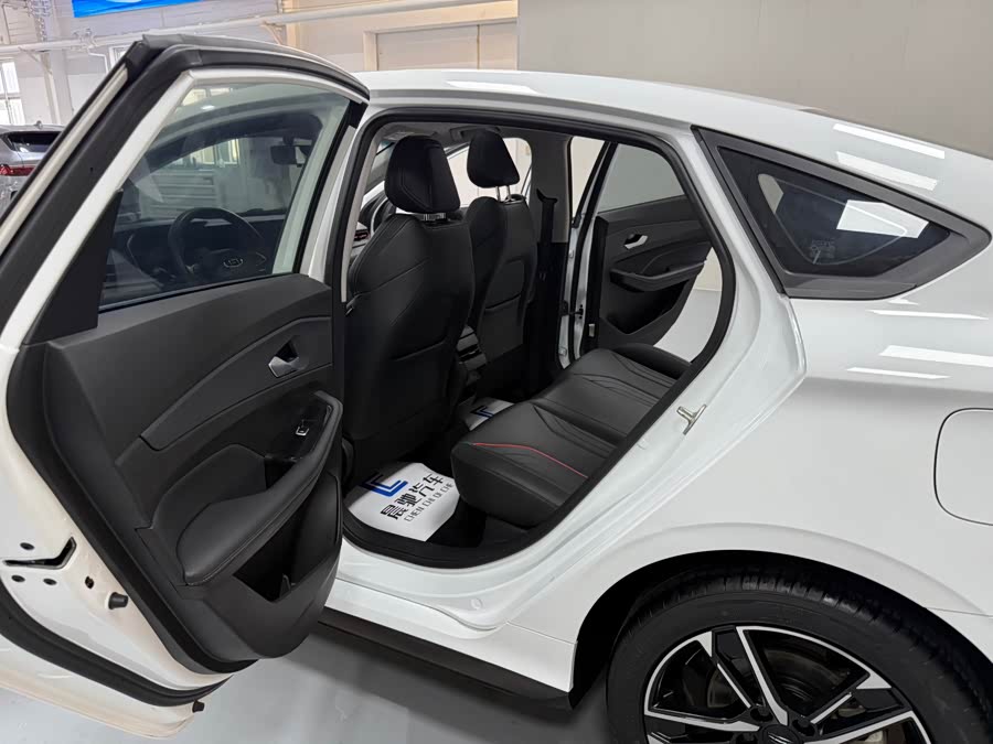 GEELY Binray 2022 car image #13