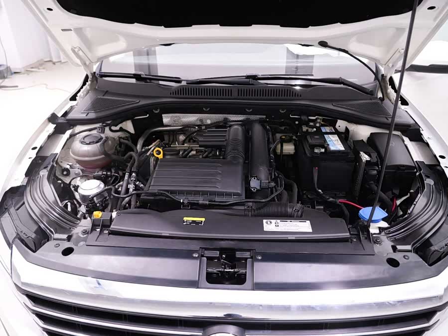 Volkswagen Lavida 2021 car image #13