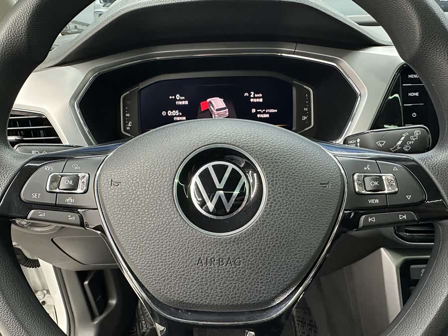 Volkswagen T-Cross 2021 #13 Volkswagen T-Cross 2021 car image #13