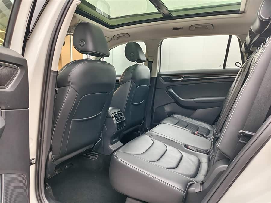 Skoda Kodiaq 2018 car image #13