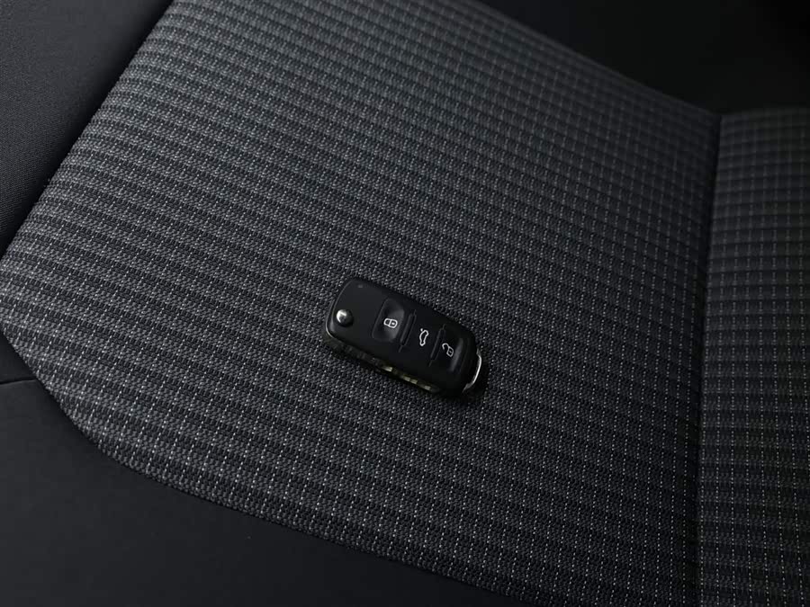 Volkswagen Santana 2021 car image #13