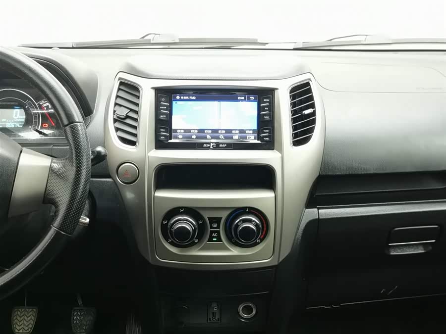 Great Wall M4 2014 صورة سيارة #13