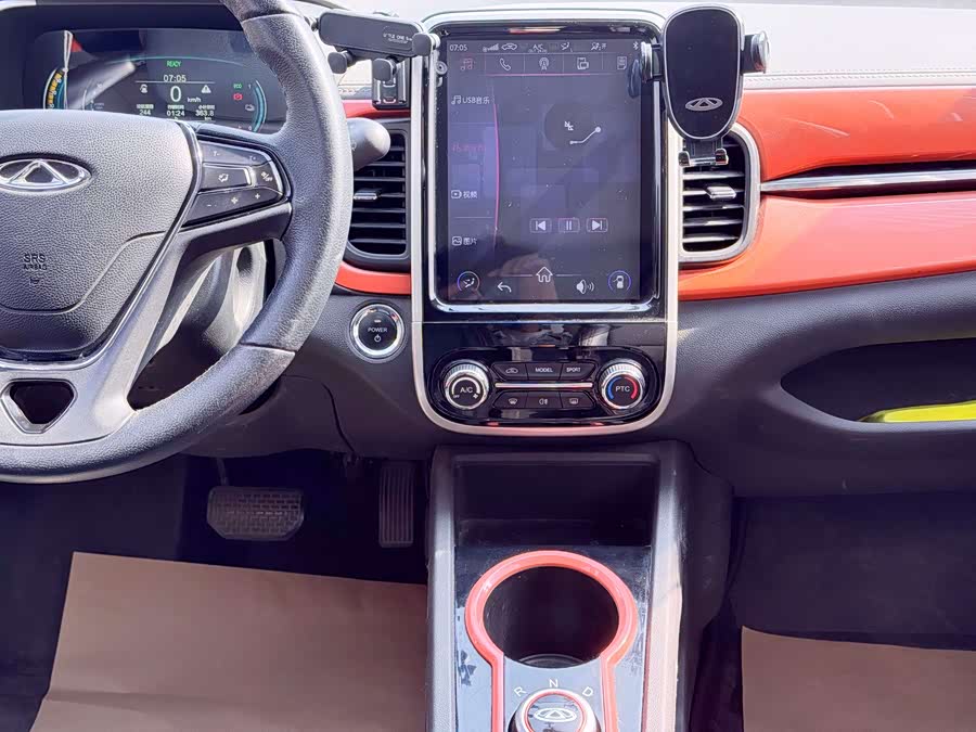 Chery Little Ant 2020 car image #13