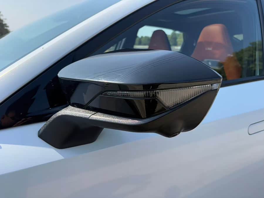Changan UNI-V 2023 car image #13