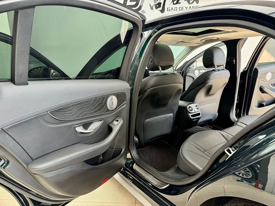 Mercedes-Benz C Class 2019 #13 Mercedes-Benz C Class 2019 car image #13