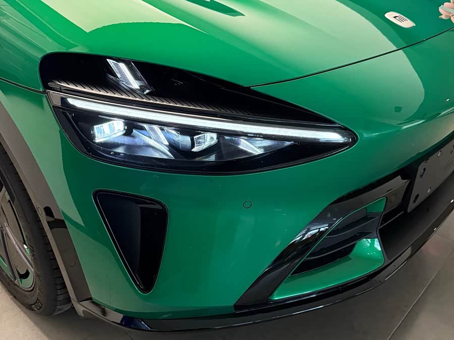 MI YU7 2025 #13 MI YU7 2025 car image #13