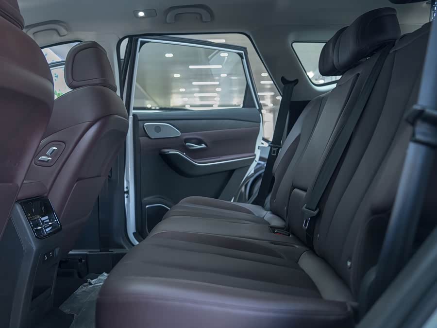 Jetour car image #13