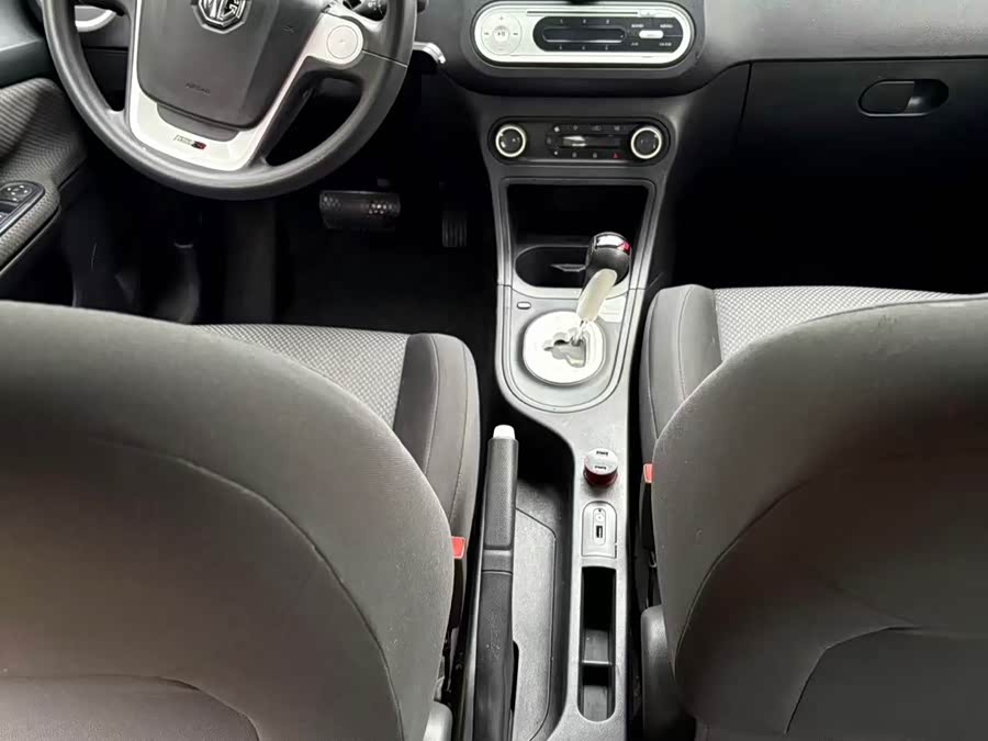 MG 3 2012 car image #13