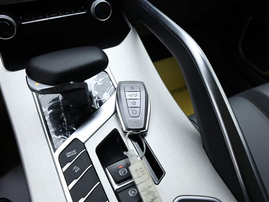 GEELY Coolray 2024 #13 GEELY Coolray 2024 car image #13