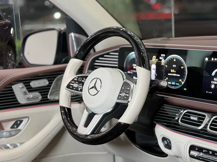 Mercedes-Benz GLS Class 2023 #13 Mercedes-Benz GLS Class 2023 car image #13