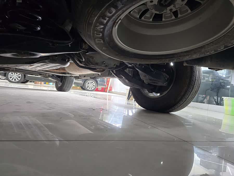 日产 途乐 2018 汽车图片 #13