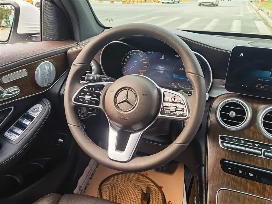 Mercedes-Benz GLC Class 2020 #13 Mercedes-Benz GLC Class 2020 immagine di auto #13