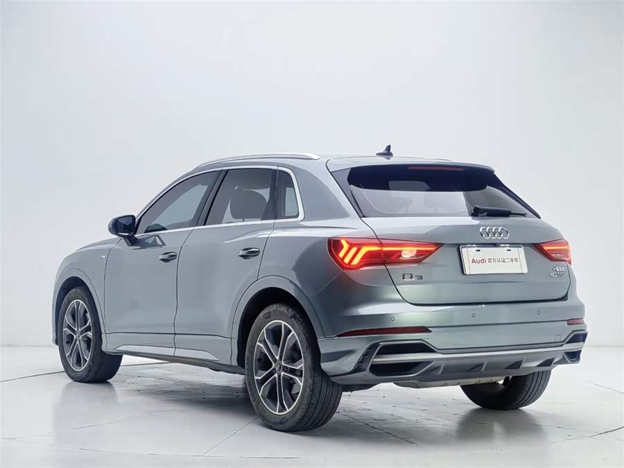 Audi Q3 2021 immagine di auto #13