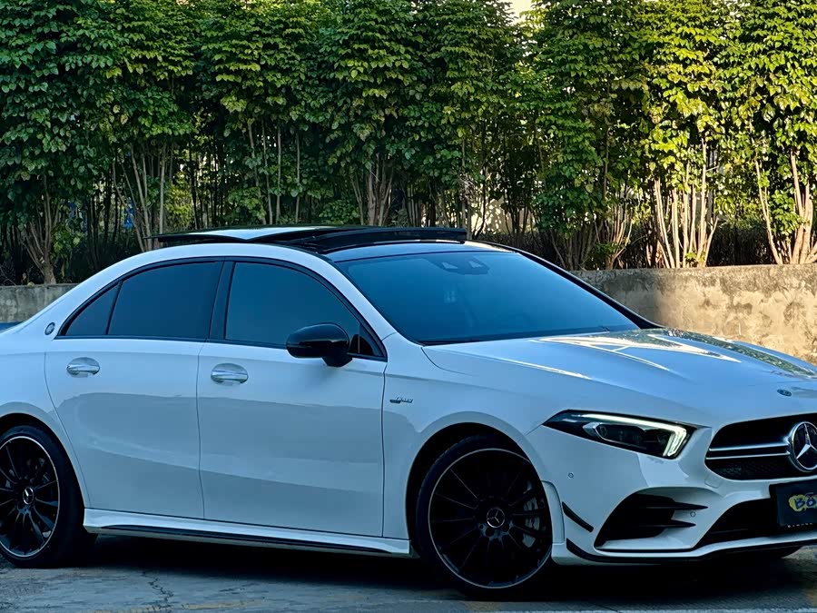 Mercedes-Benz 2020 car image #13