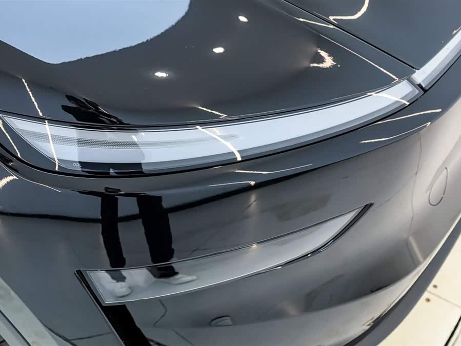 特斯拉 Model Y L 2025 汽车图片 #13