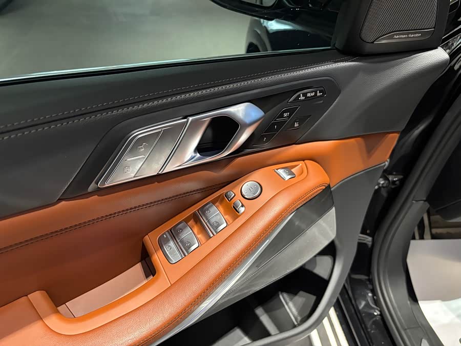 BMW X7 2020 immagine di auto #13