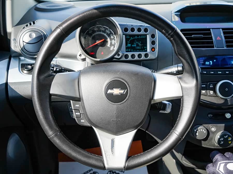 Chevrolet Spark 2010 car image #13