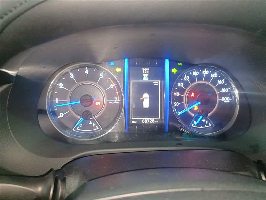 Toyota Fortuner 2019 car image #13