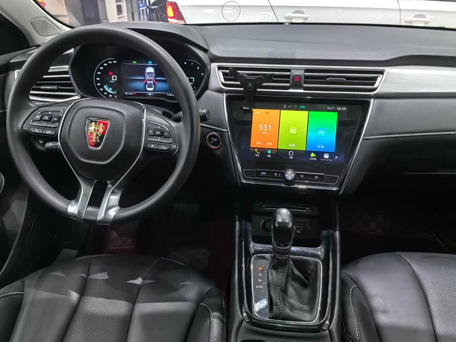 Roewe i5 2020 car image #13