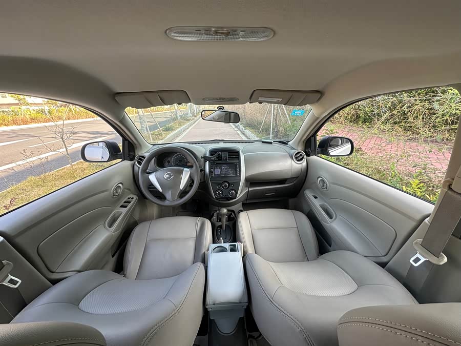 Nissan Sunny 2017 car image #13
