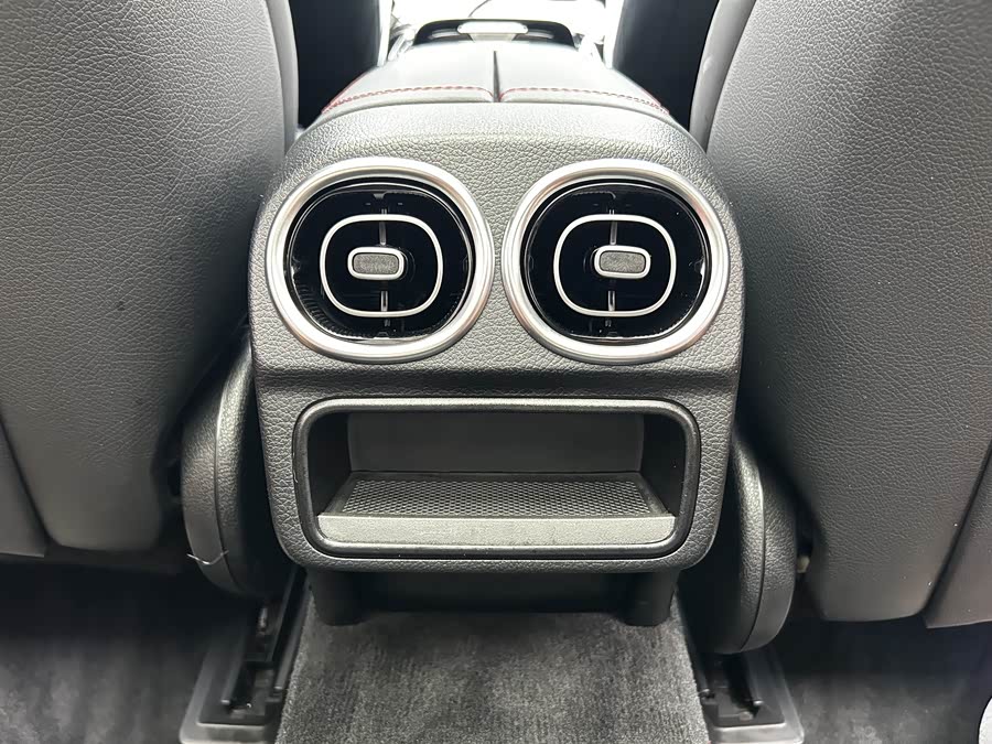 Mercedes-Benz C AMG 2023 immagine di auto #13