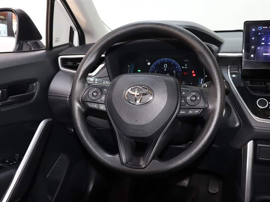 Toyota Corolla Cross 2023 car image #13