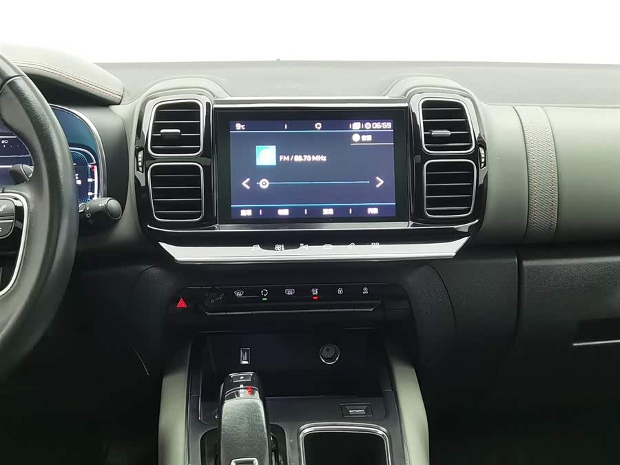 Citroen C5 AIRCROSS 2019 car image #13