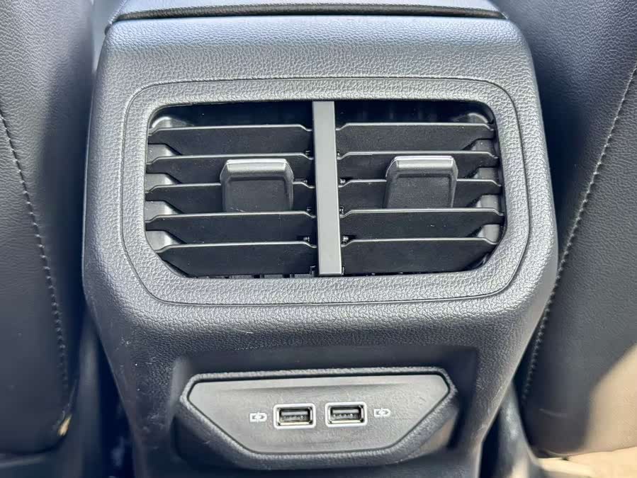 Volkswagen Bora 2021 car image #13