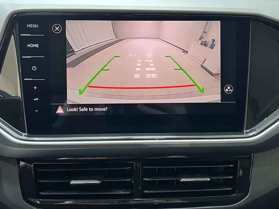Volkswagen T-Cross 2021 car image #13