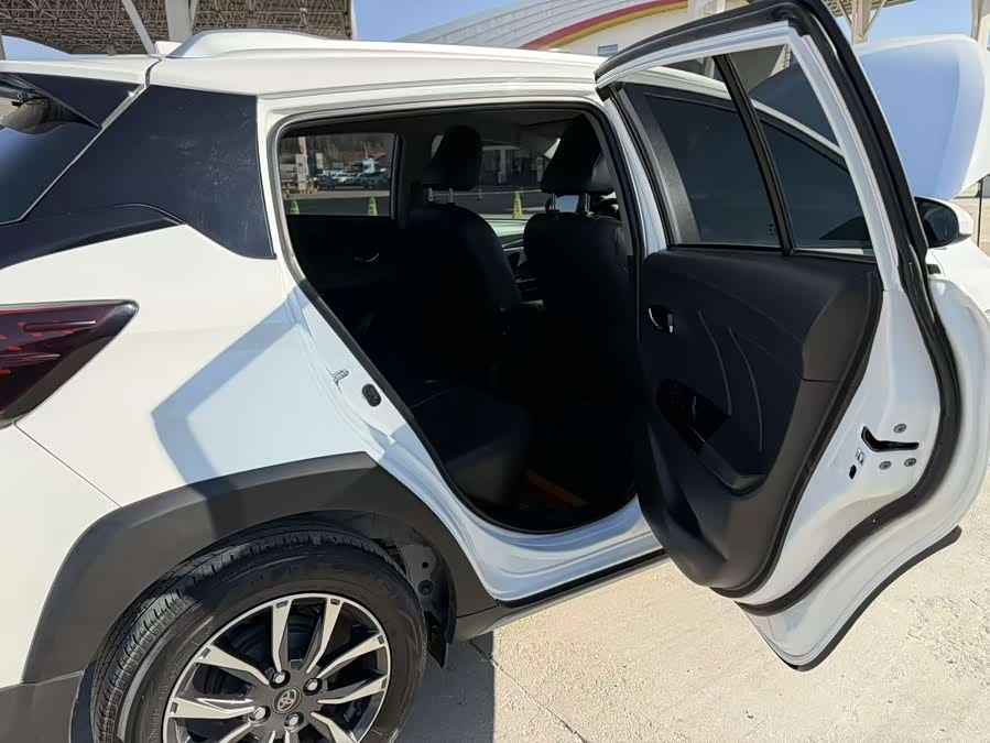 Toyota Yaris L Zhixuan 2022 immagine di auto #13