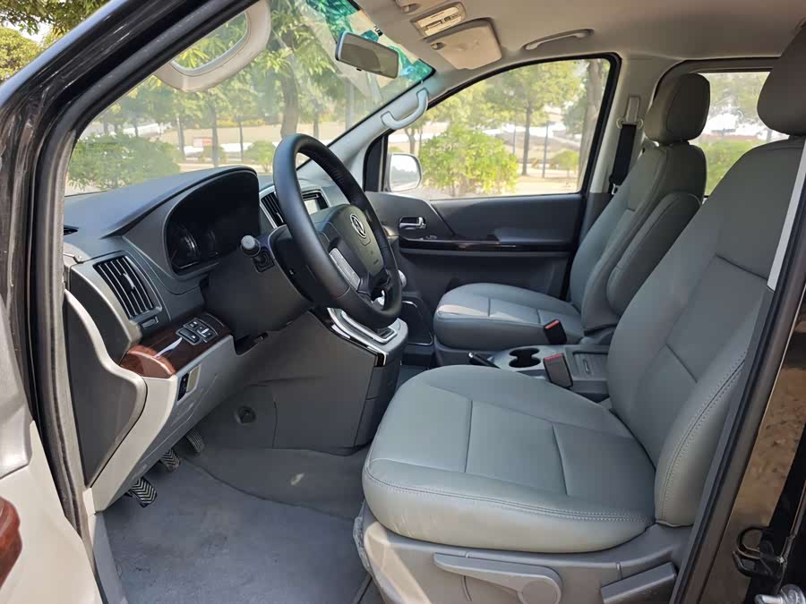 Forthing CM7 2015 immagine di auto #13