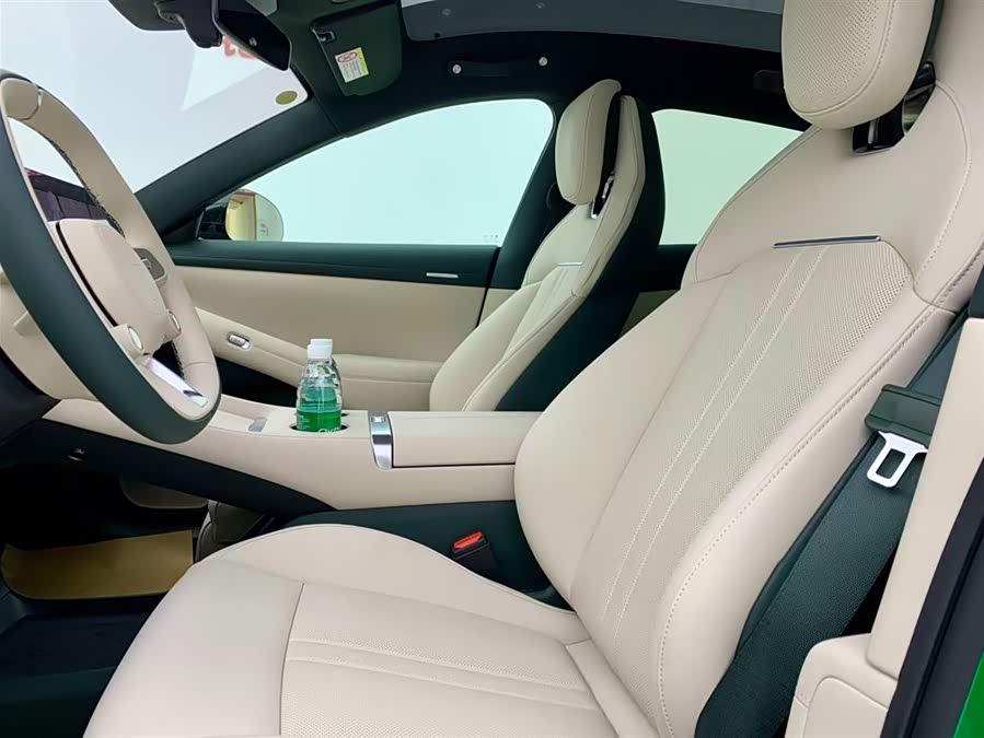 小米汽车 小米YU7 2025 #13 小米汽车 小米YU7 2025 汽车图片 #13