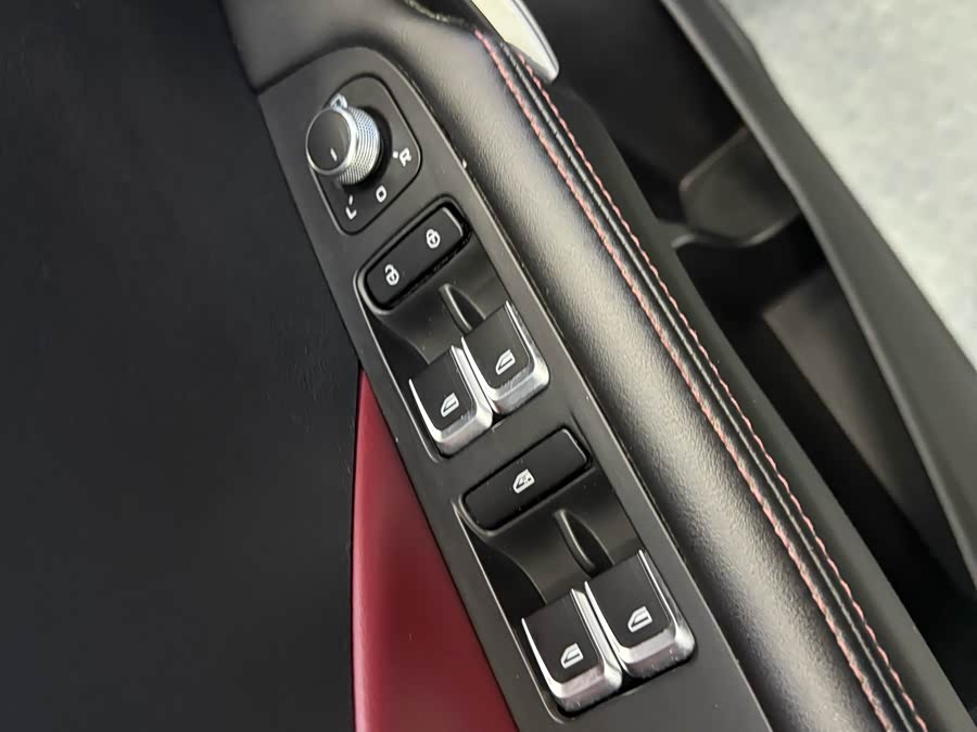 GEELY Coolray 2021 car image #13