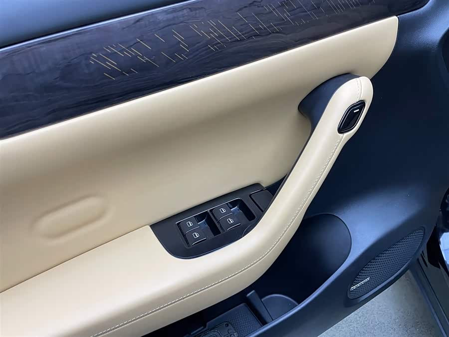 Leapmotor C11 2024 car image #13