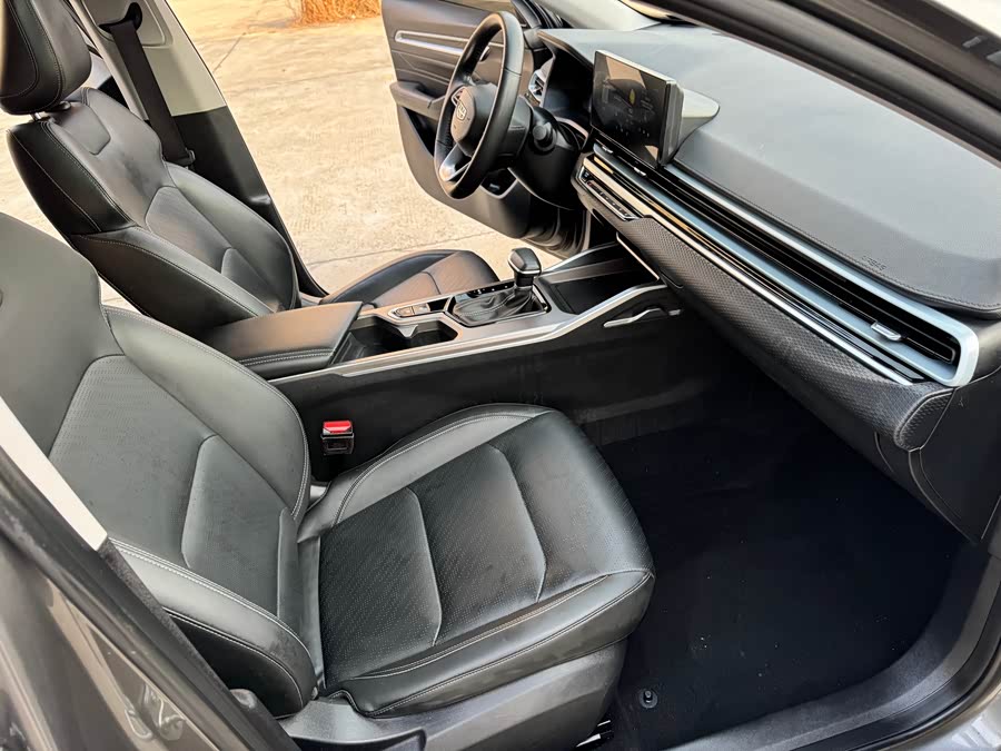 GEELY Emgrand 2022 #13 GEELY Emgrand 2022 car image #13