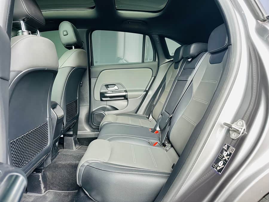 Mercedes-Benz GLA AMG 2022 #13 Mercedes-Benz GLA AMG 2022 car image #13